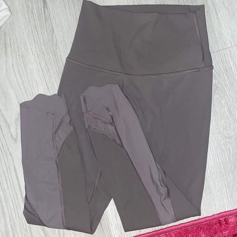 Cropped Lululemon leggings size 4